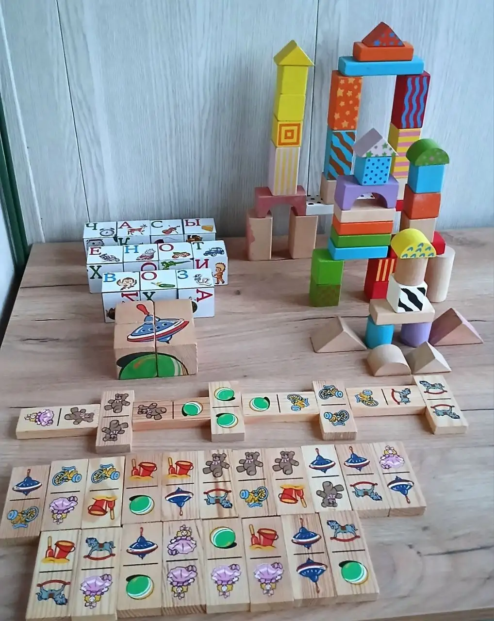 Деревянный конструктор, домино, кубики с алфавитом - Деревянные игрушки (Товары для детей) в Владивосток