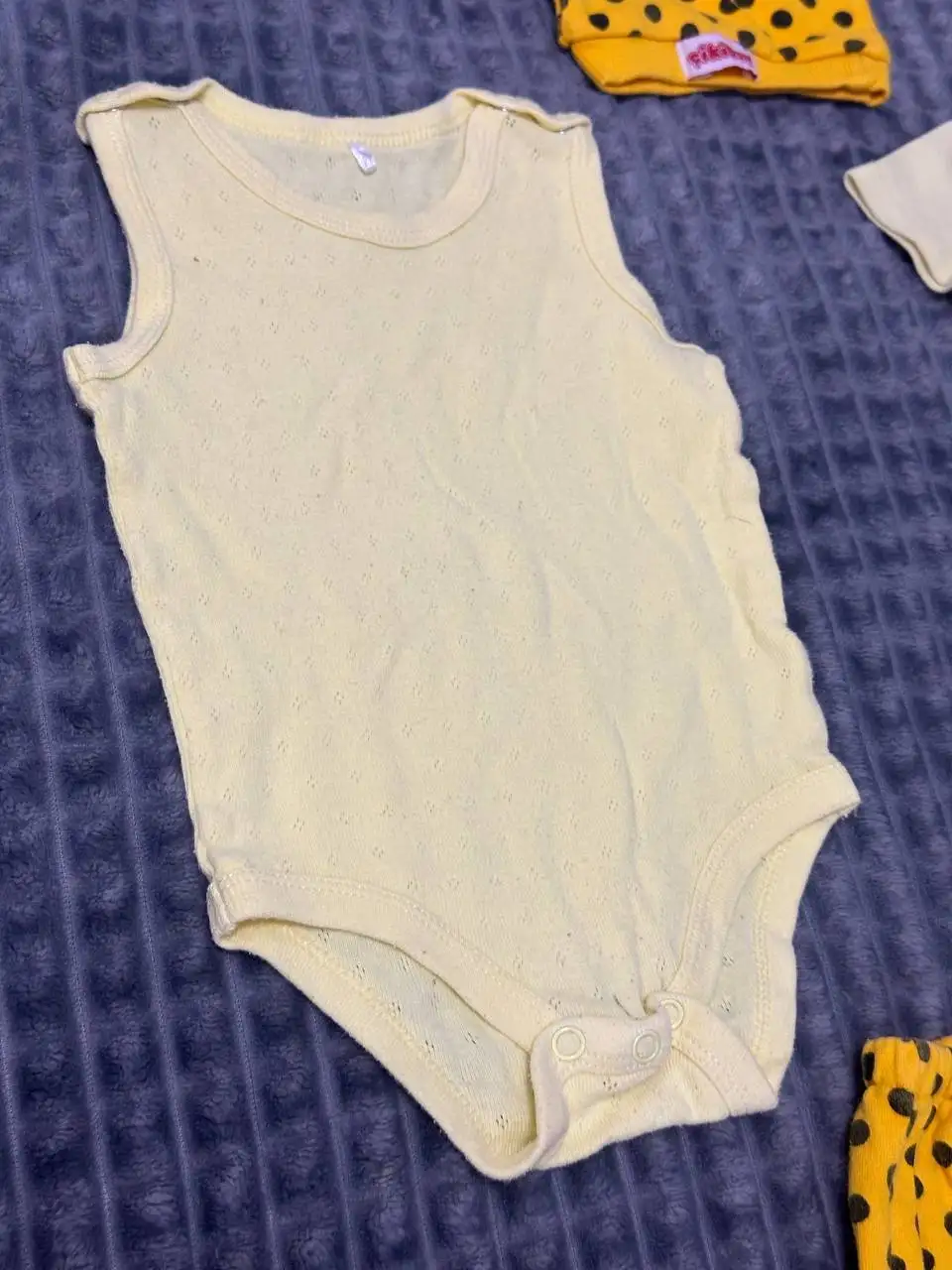 Продам детский комплект одежды - Одежда для детей (Товары для детей) в Владивосток