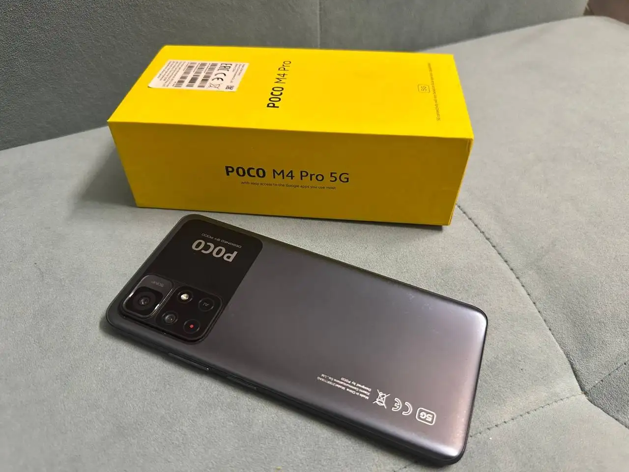 Продам смартфон POCO M4 PRO 5G - Смартфоны и телефоны (Электроника) в Владивосток