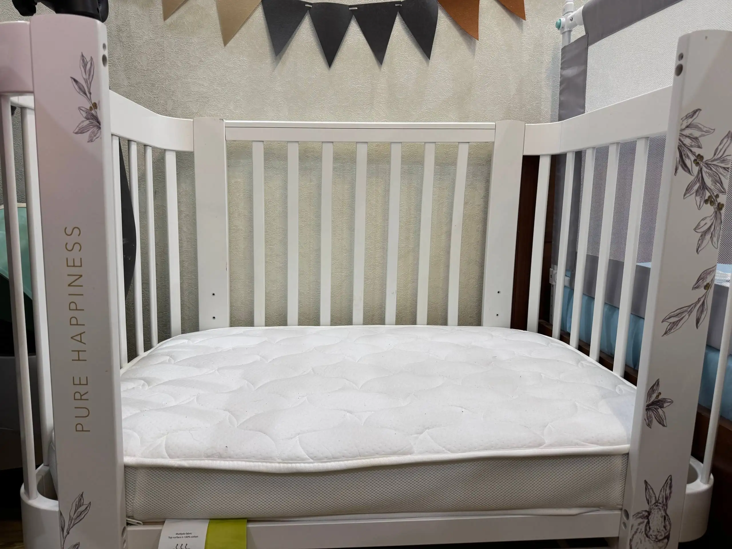 Продам кроватку Happy baby mommy love - Товары для детей в Уссурийск