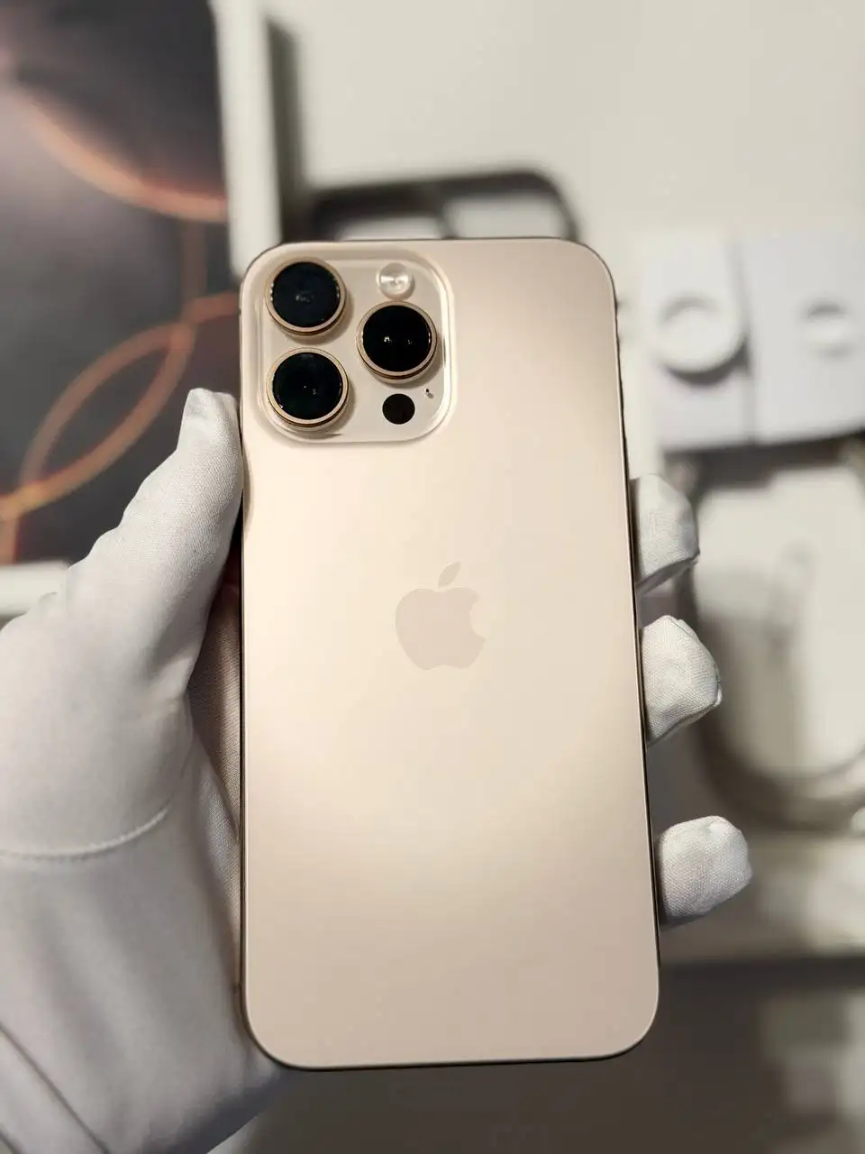 iPhone 16 Pro Max 256 ГБ в отличном состоянии - Смартфоны и телефоны (Электроника) в Владивосток