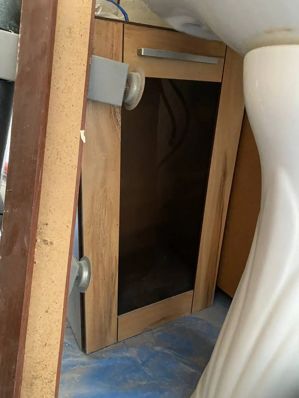 Кухонный гарнитур верхний с доводчиками - Кухонная мебель (Для дома и дачи) в Владивосток