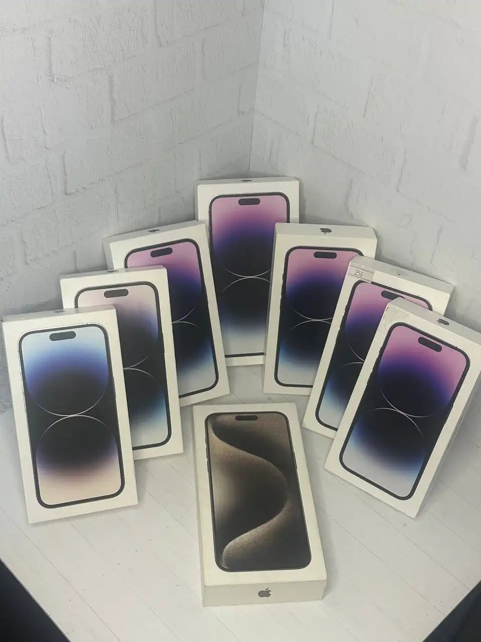 Продажа iPhone 14 Pro, 14 Pro Max, 13 Pro, 15 Pro Max в Крыму
