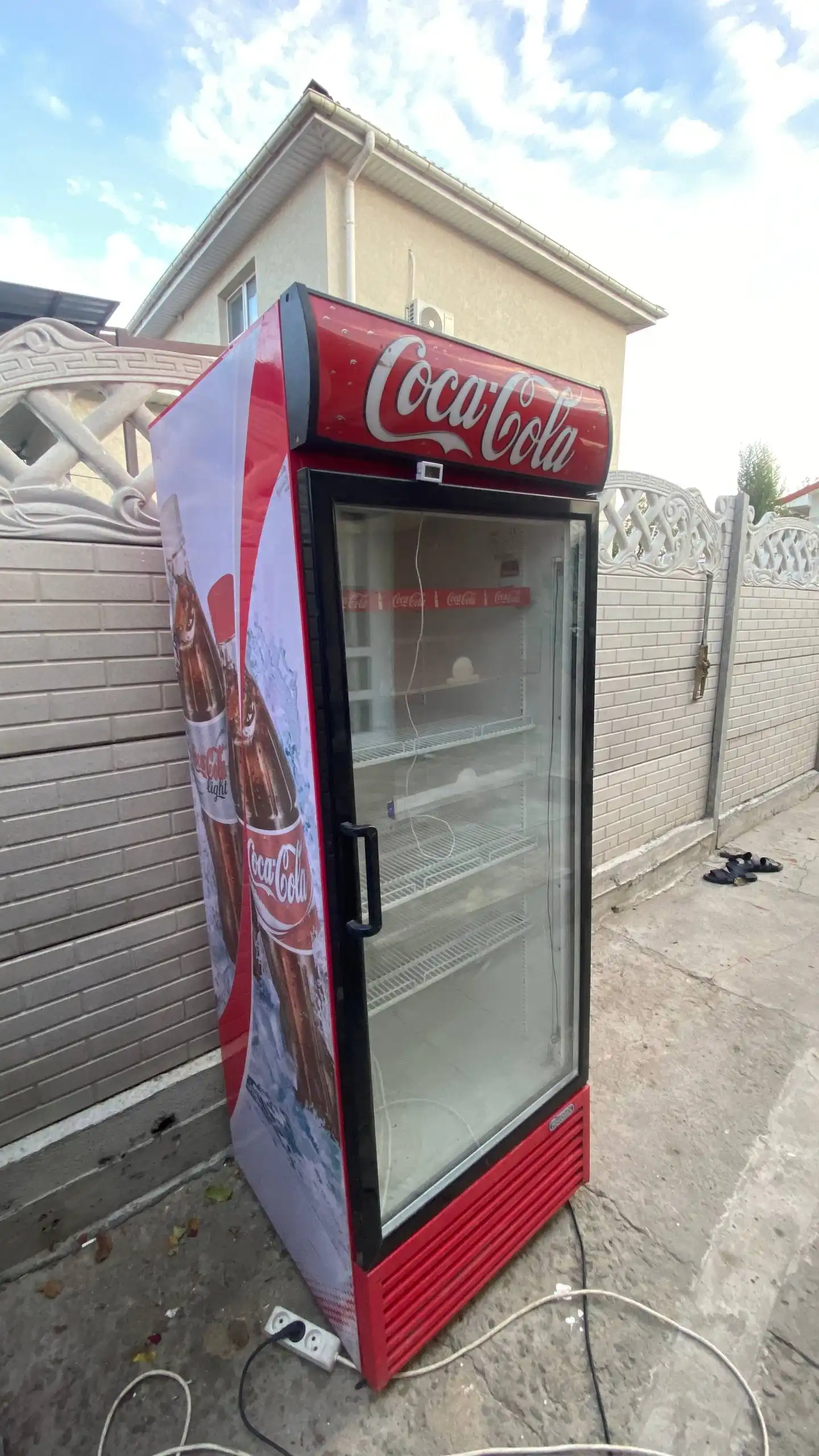 Продажа холодильного оборудования и морозильных ларей