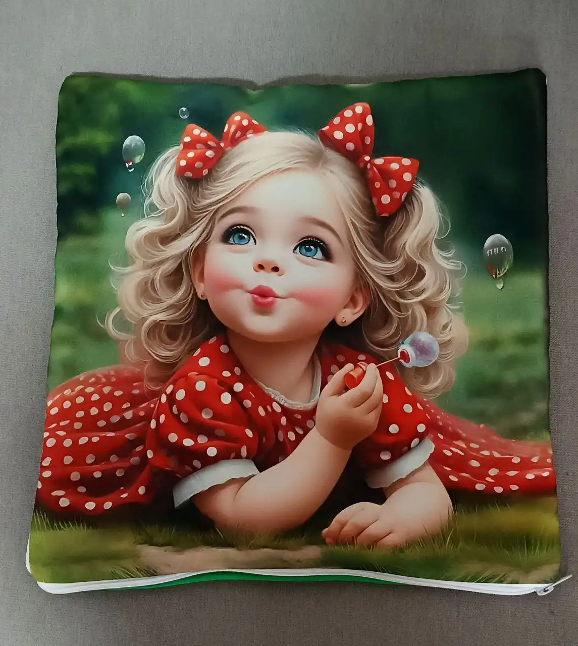 Декоративные интерьерные подушки ручной работы