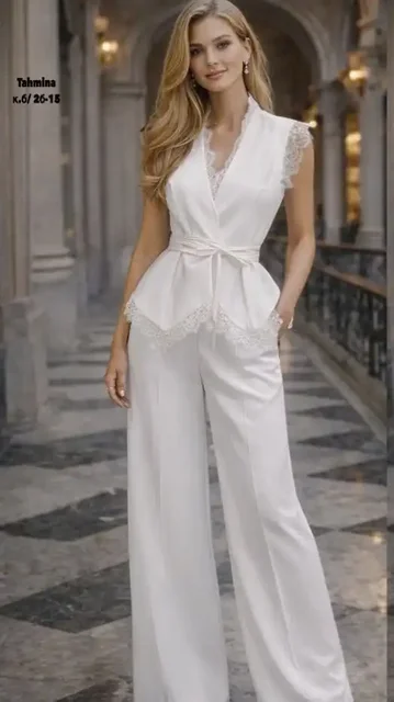 Стильные костюмы, брюки и жилетки для мероприятий - Халаты в Симферополь