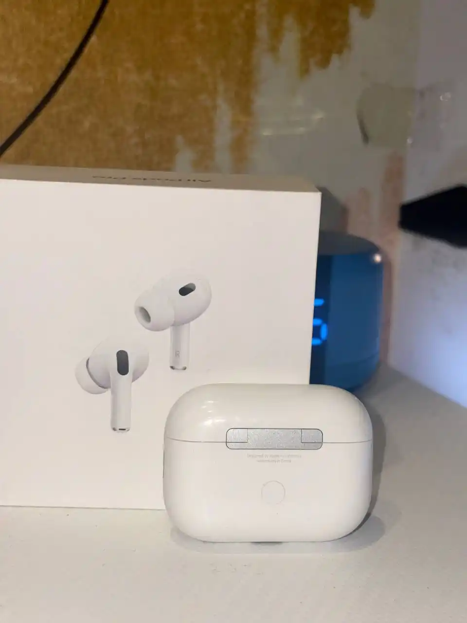 Продам наушники с потерянным левым наушником