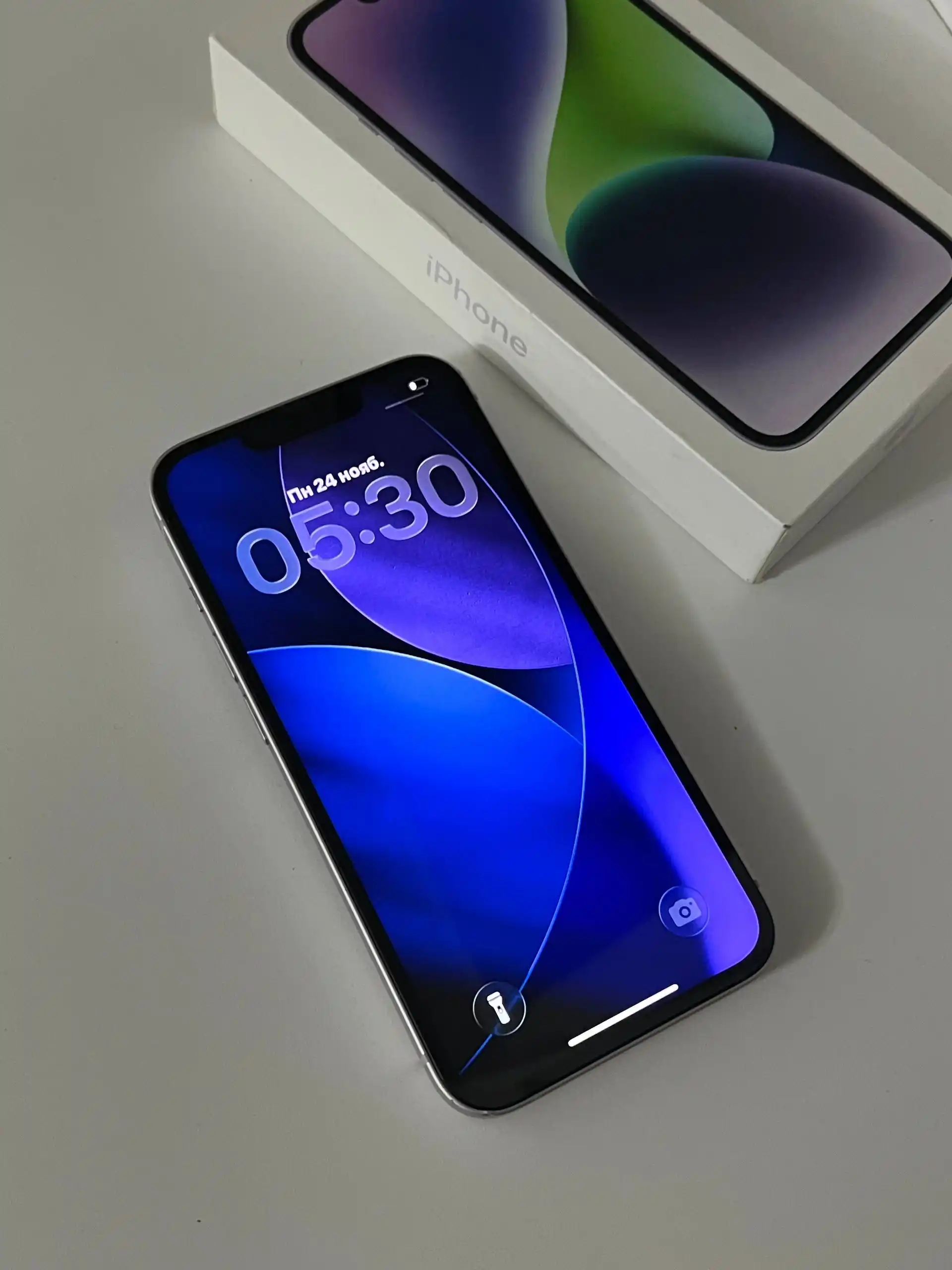 Продам iPhone 14 128 GB Purple