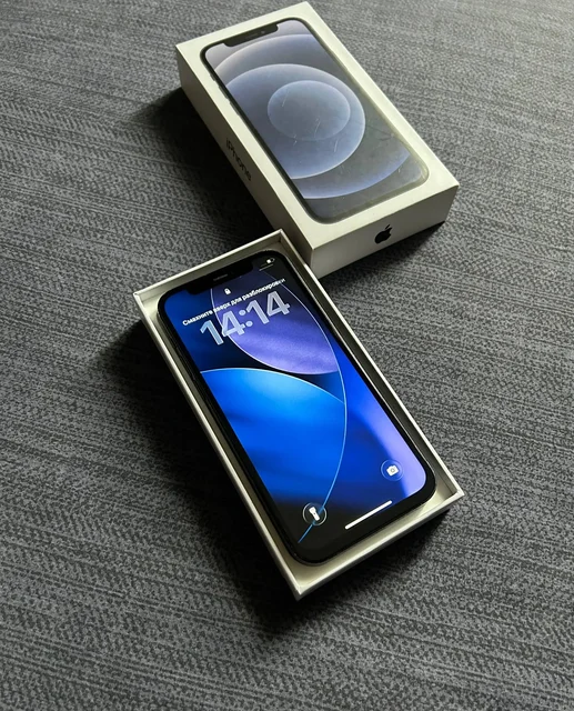 Продам iPhone 12 64 GB Black - Электроника в Оренбург