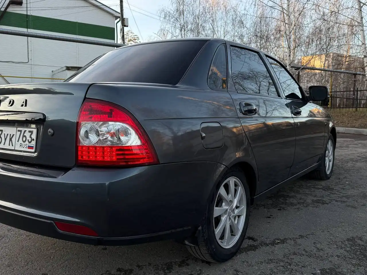 Продажа Lada Priora 2 2014 года с кондиционером в отличном состоянии