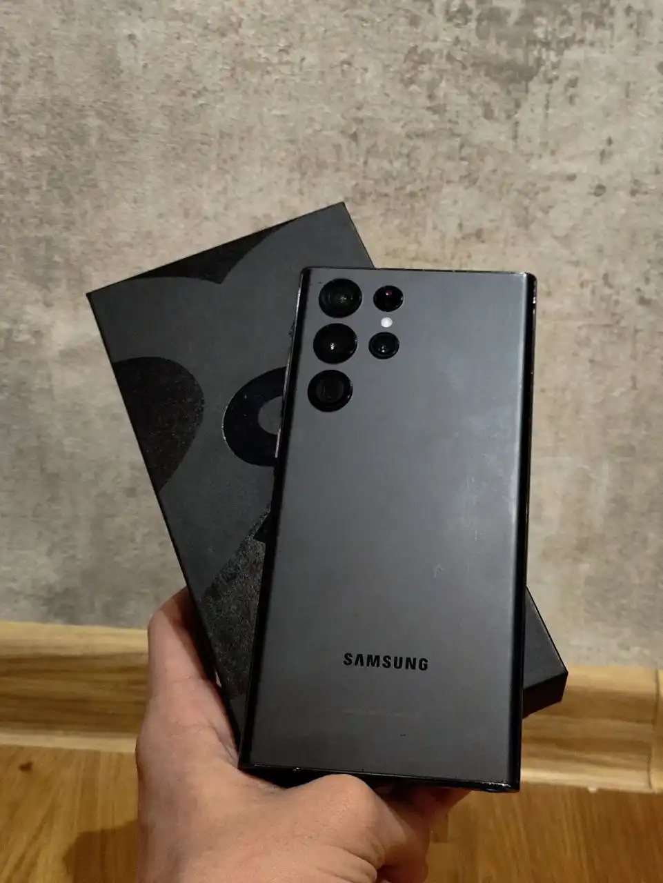 Продам Samsung Galaxy S22 Ultra Black