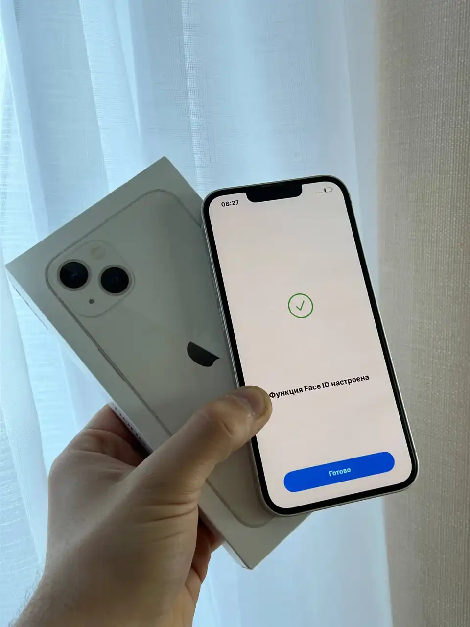 Продам iPhone 13 128 GB White в идеальном состоянии