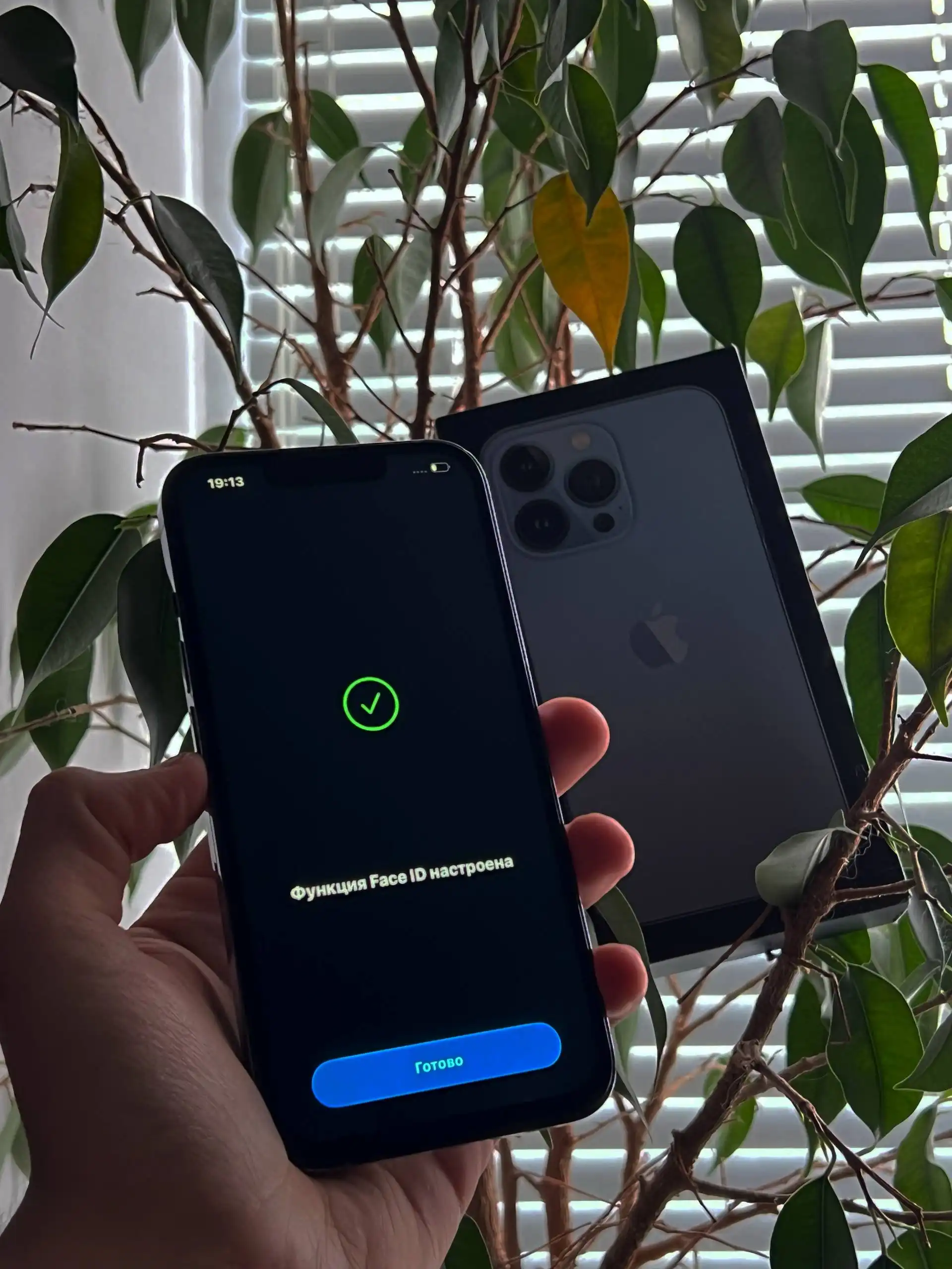 Продам iPhone 13 Pro 128 GB Blue