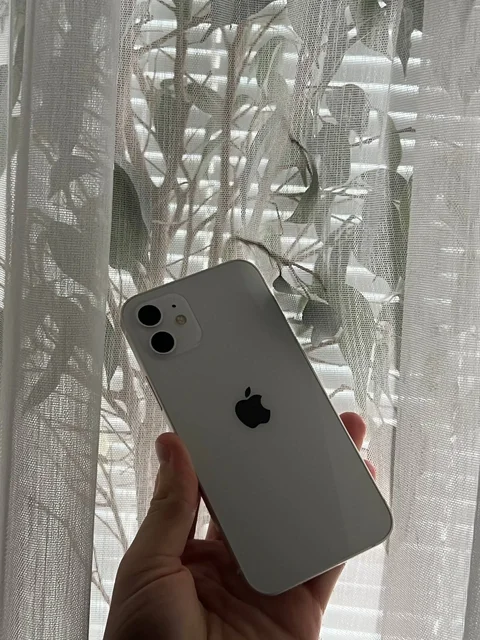 Продам iPhone 12 128 GB White в отличном состоянии - частное объявление в Оренбург