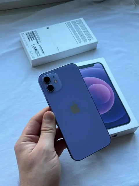 Продам iPhone 12 64 GB Purple в отличном состоянии - Смартфоны в Оренбург