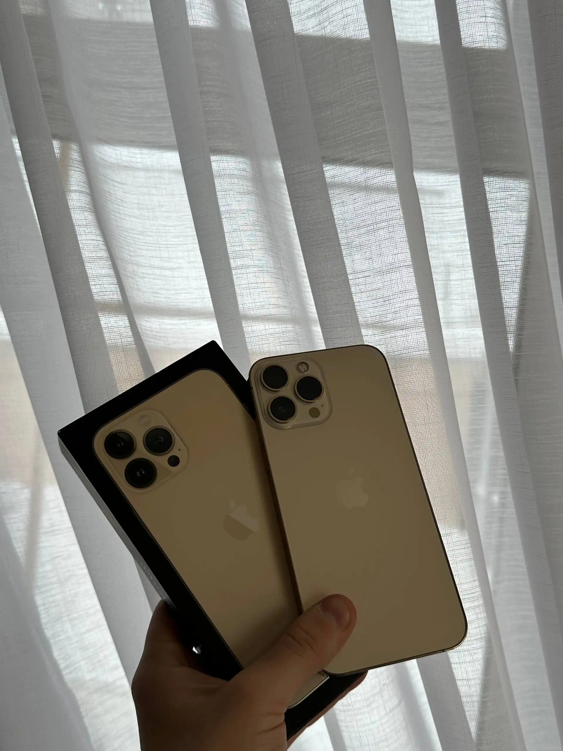 Продам iPhone 13 Pro Max 256 GB Gold - Телефоны (Электроника) в Оренбург