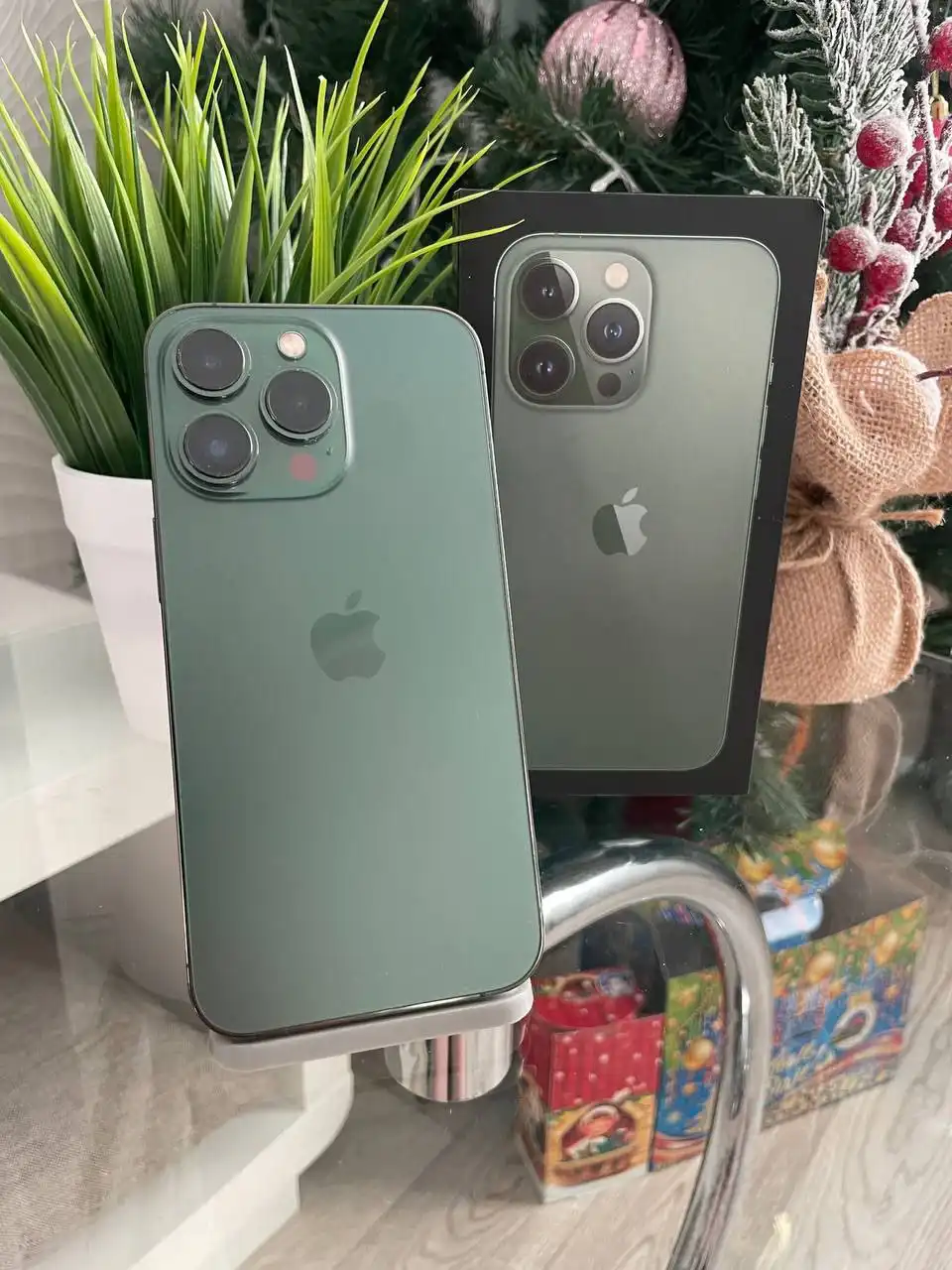 iPhone 13 Pro 256 ГБ Green в идеальном состоянии - Смартфоны (Электроника) в Оренбург