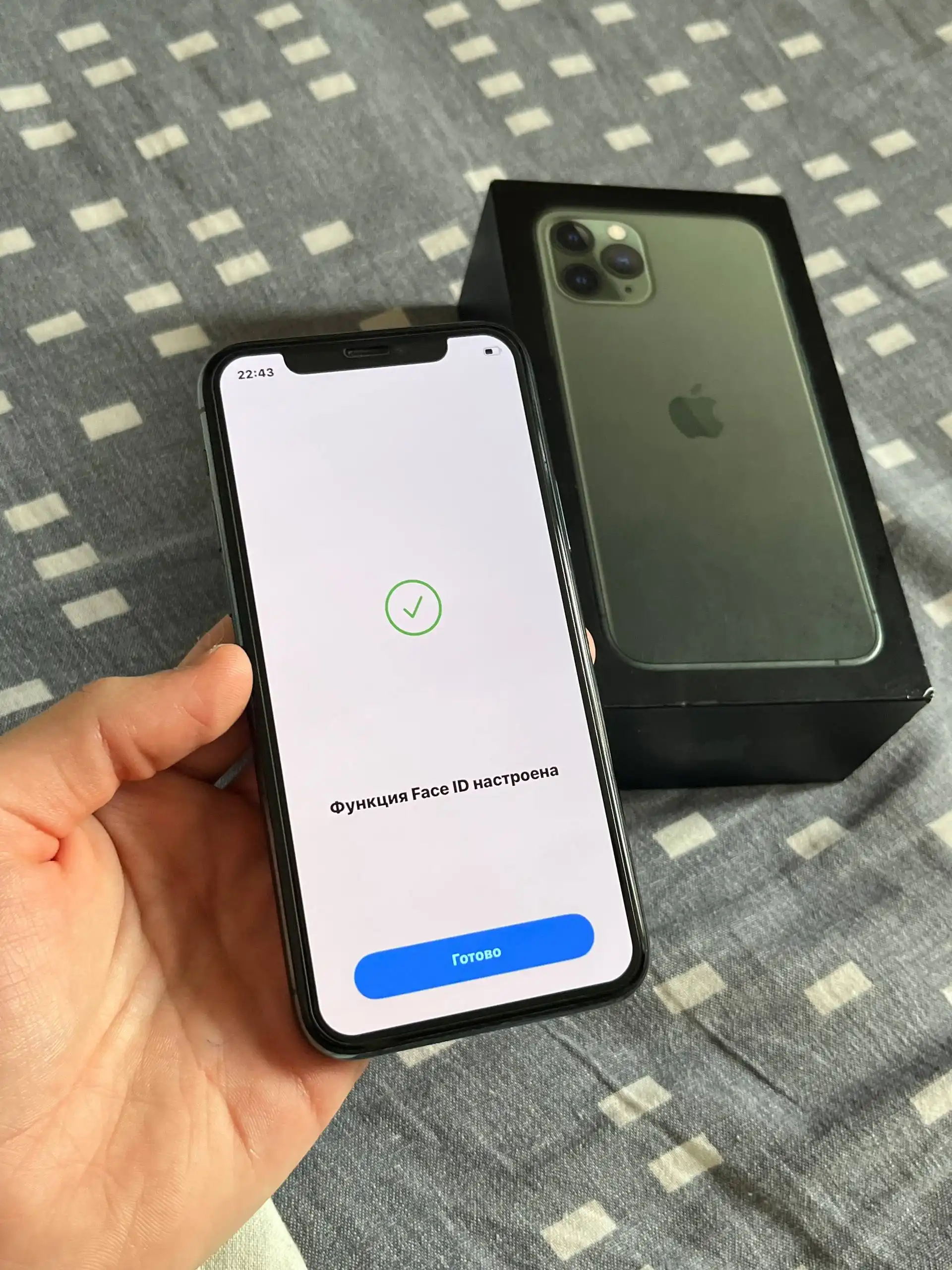 Продам iPhone 11 Pro 256 GB Midnight Green - Смартфоны (Электроника) в Оренбург
