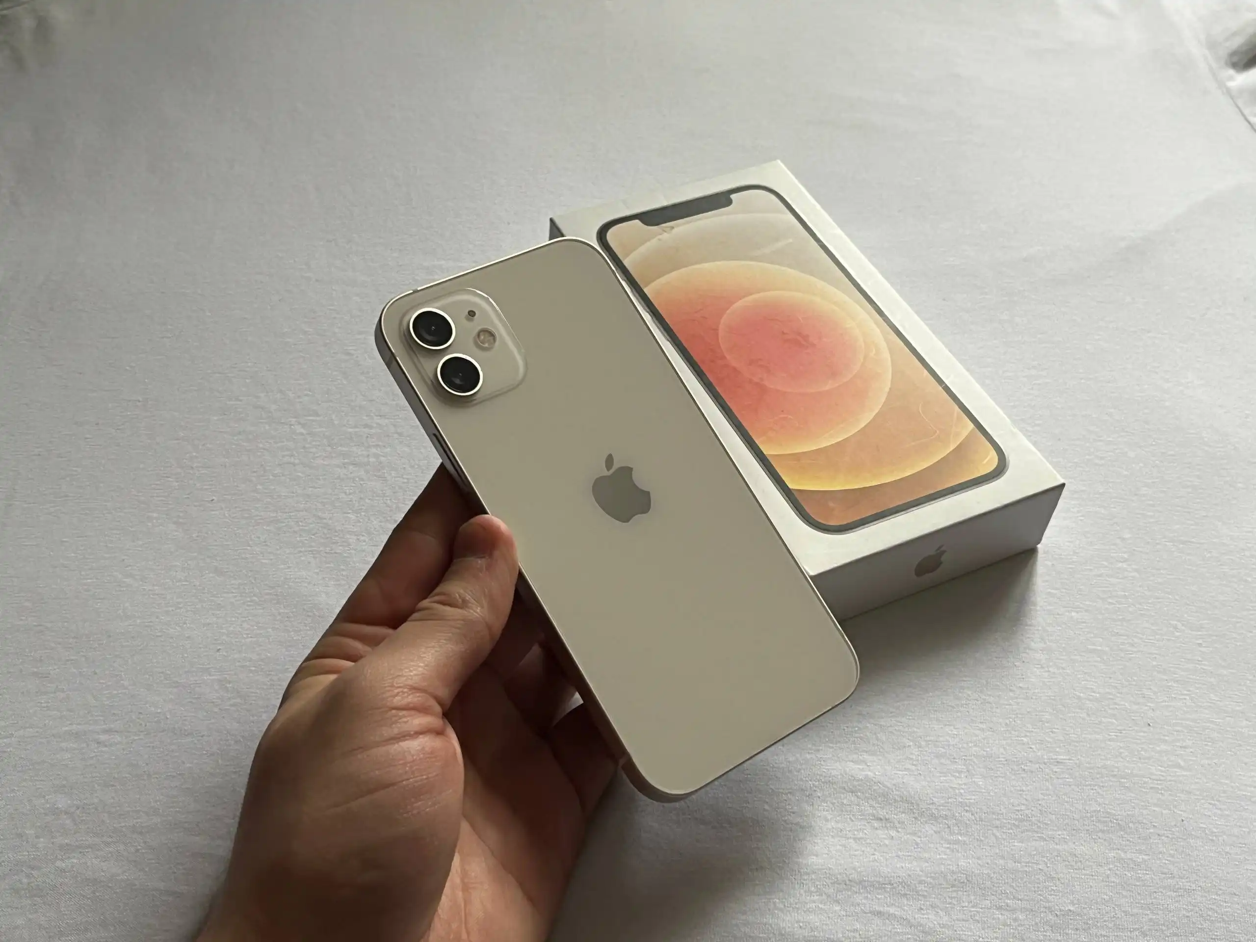 Продам iPhone 12 128 GB White в отличном состоянии - Смартфоны (Электроника) в Оренбург