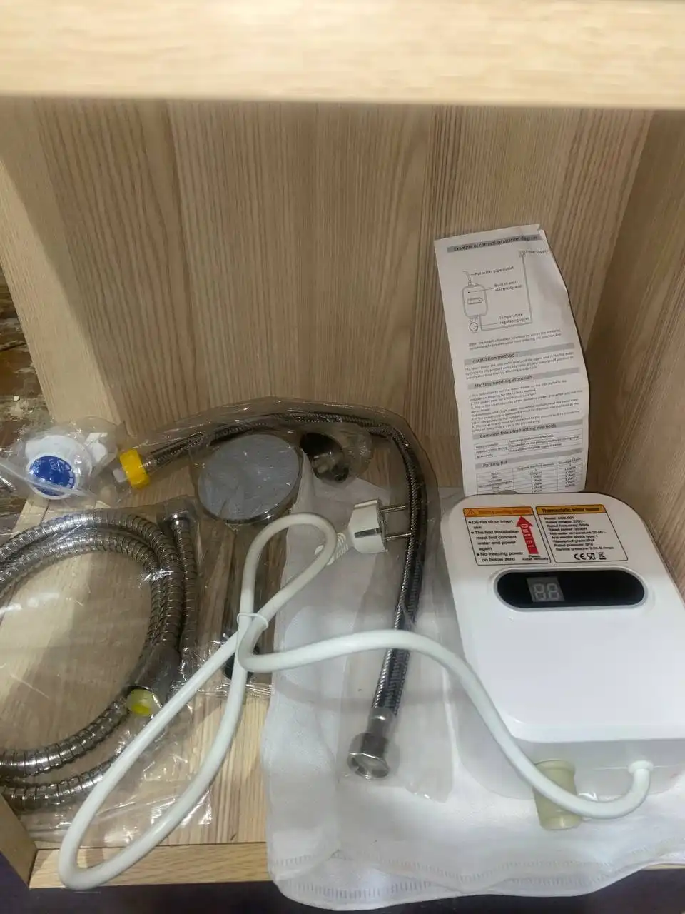 Электрический водонагреватель для душа - Для дома и дачи в Оренбург