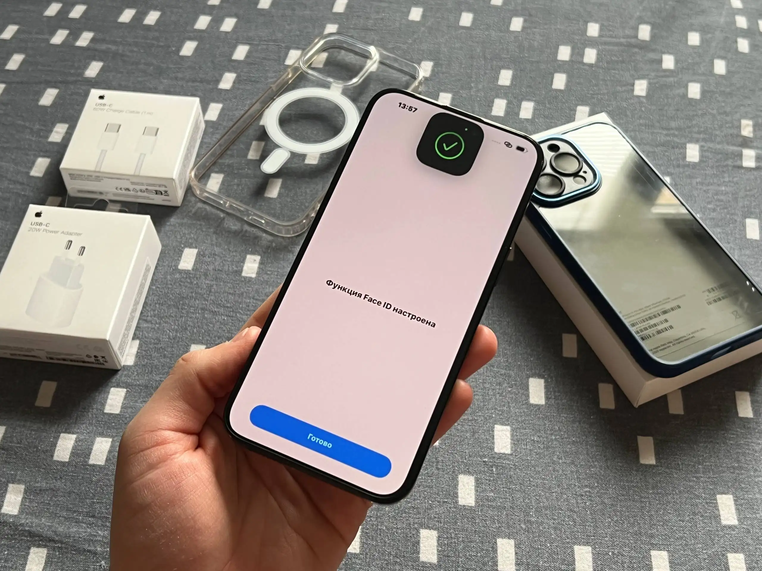 Продам iPhone 15 Pro Max 256GB Black Titanium - Смартфоны (Электроника) в Оренбург