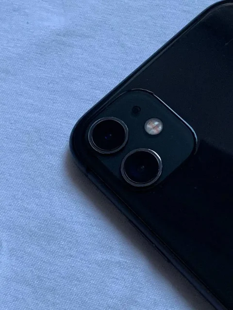 Продам iPhone 11 64gb Black - Мониторы в Оренбург