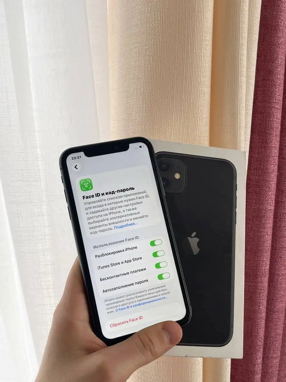Продам iPhone 11 128 GB Black - Смартфоны (Электроника) в Оренбург