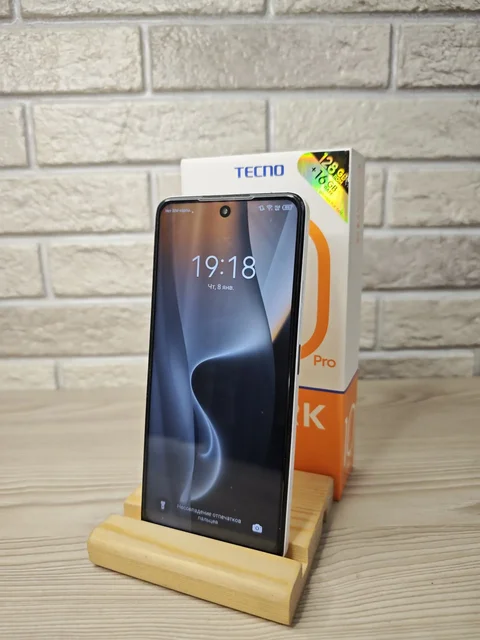 Смартфон Tecno Spark 10 Pro 8/128GB с новым АКБ - Техника Apple в Оренбург
