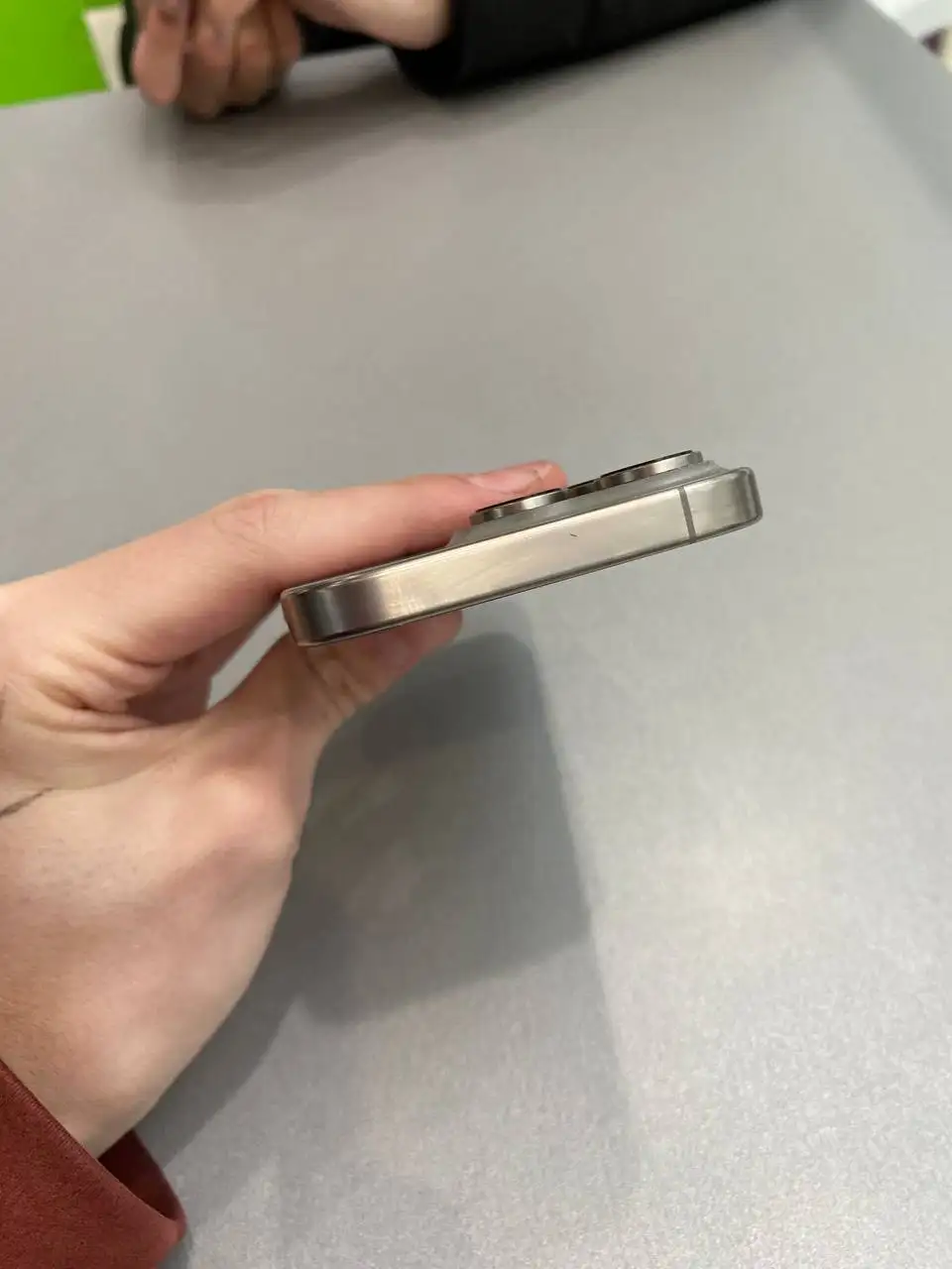 iPhone 16 Pro на обмен - Смартфоны (Электроника) в Оренбург