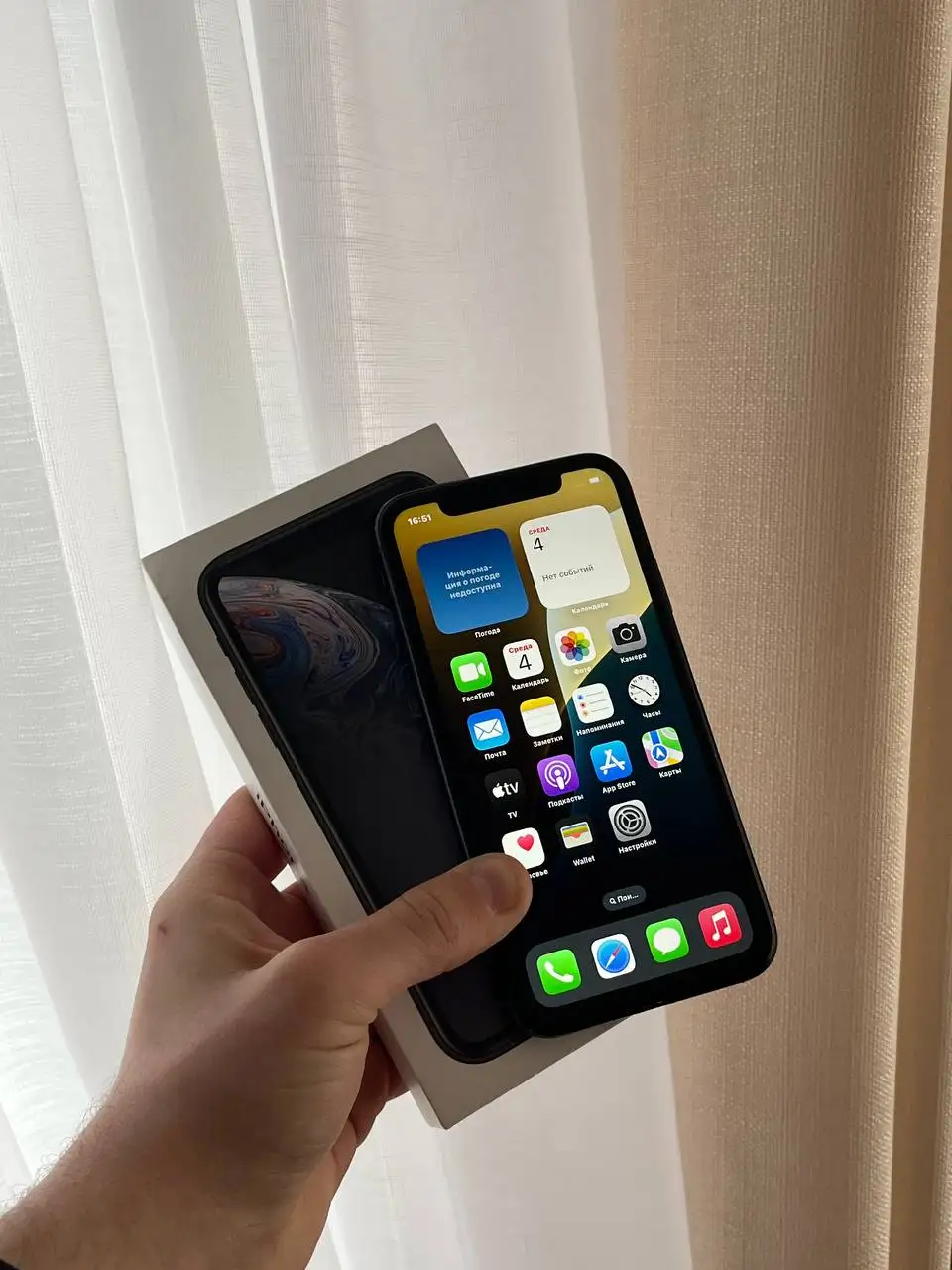 Продам iPhone Xr 128GB Black - Смартфоны (Электроника) в Оренбург
