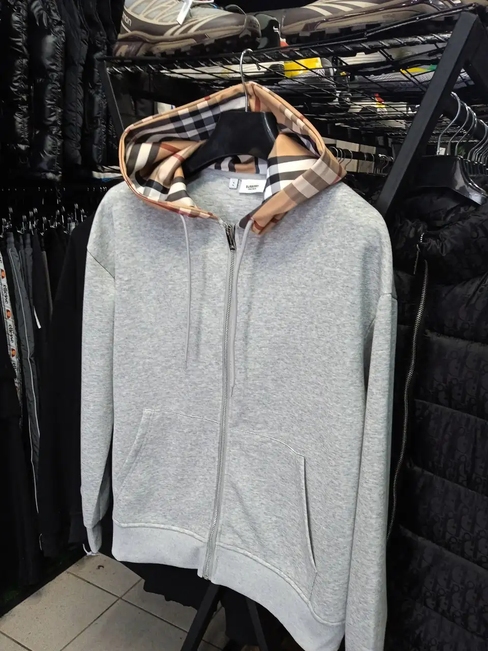 Зипка Барбери размеры 46-54 - Верхняя одежда (Одежда) в Оренбург