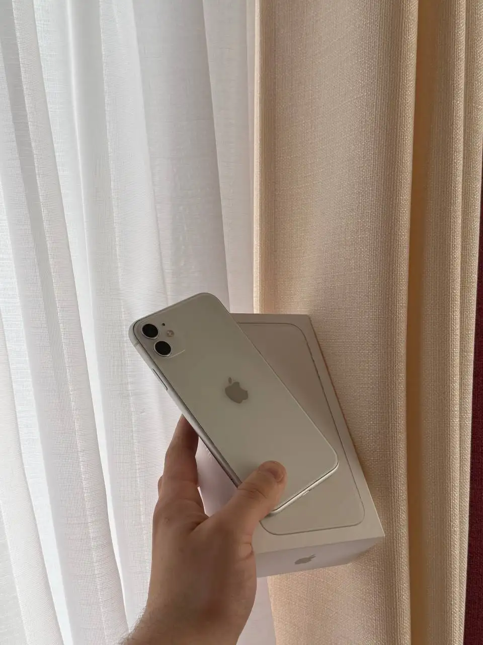 Продам iPhone 11 128 GB White - Смартфоны (Электроника) в Оренбург