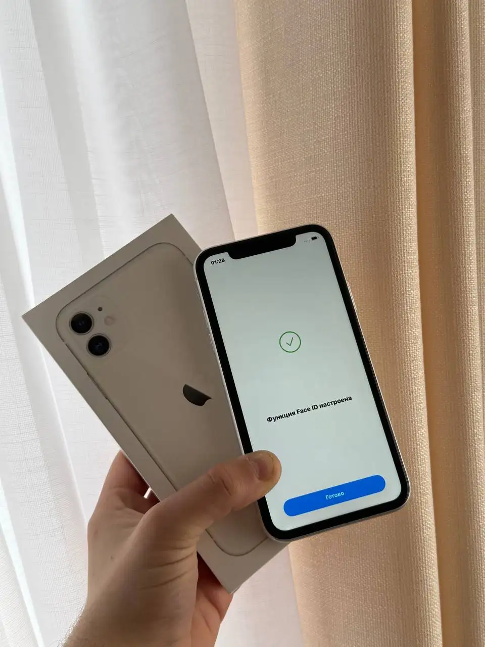 Продам iPhone 11 128 GB White - Смартфоны (Электроника) в Оренбург