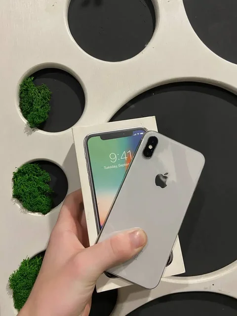 Продам iPhone X 64GB с чехлом и коробкой - Автомагнитолы в Оренбург