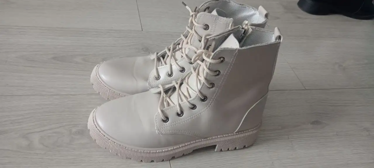 Продажа одежды 40 размера - Одежда в Оренбург