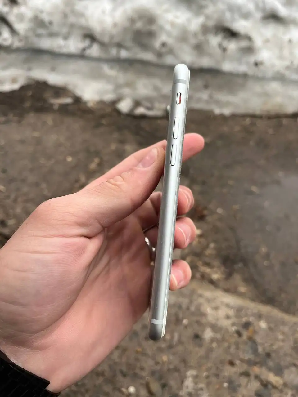 Продам iPhone 8 64gb в отличном состоянии - Смартфоны (Электроника) в Оренбург