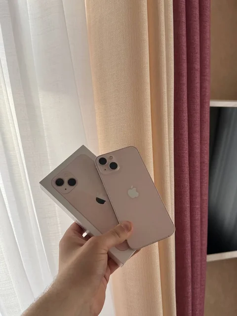 Продам iPhone 13 128 GB Pink - Электроника в Оренбург