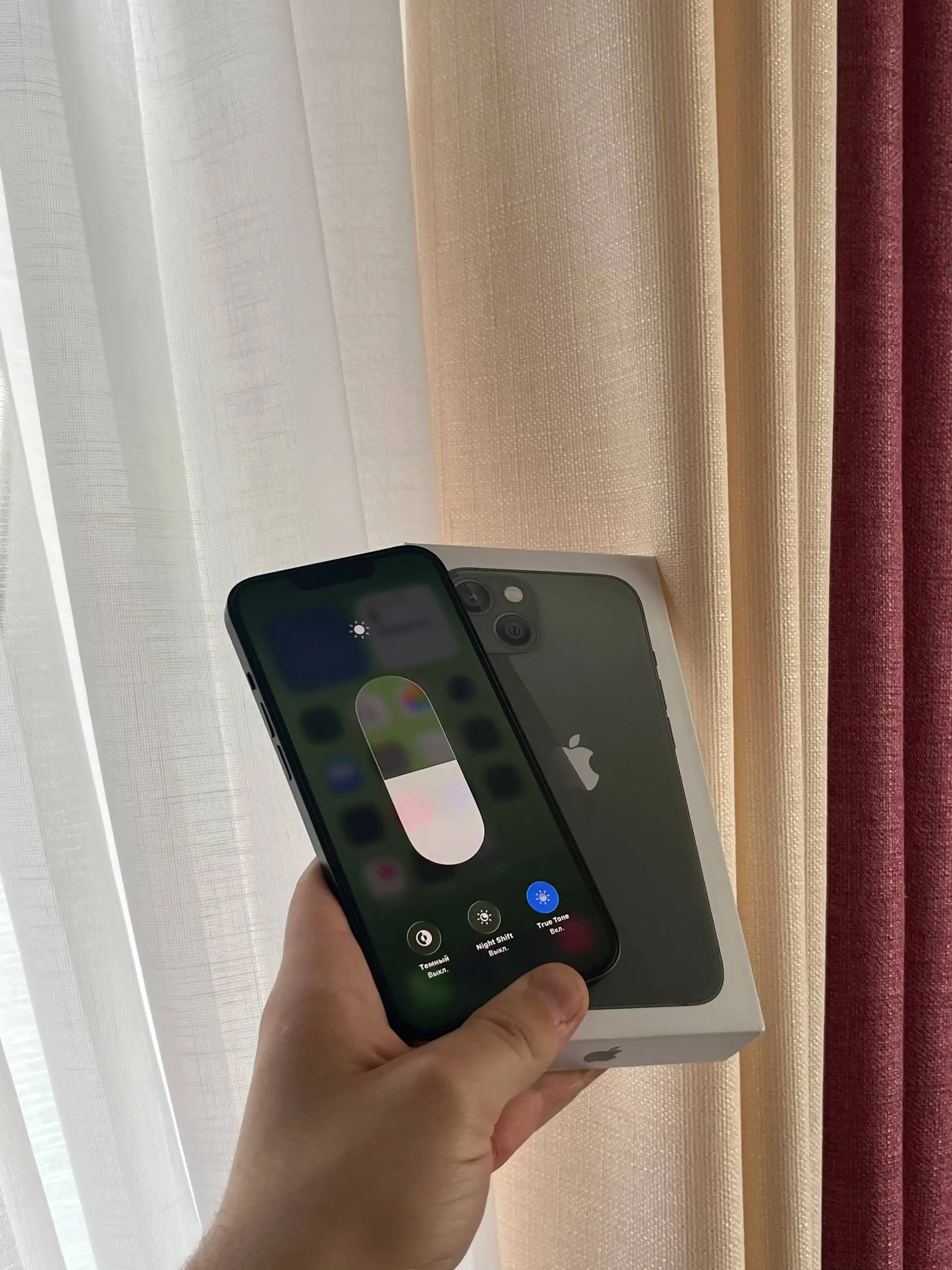 Продам iPhone 13 256 GB Green в идеальном состоянии - Смартфоны (Электроника) в Оренбург