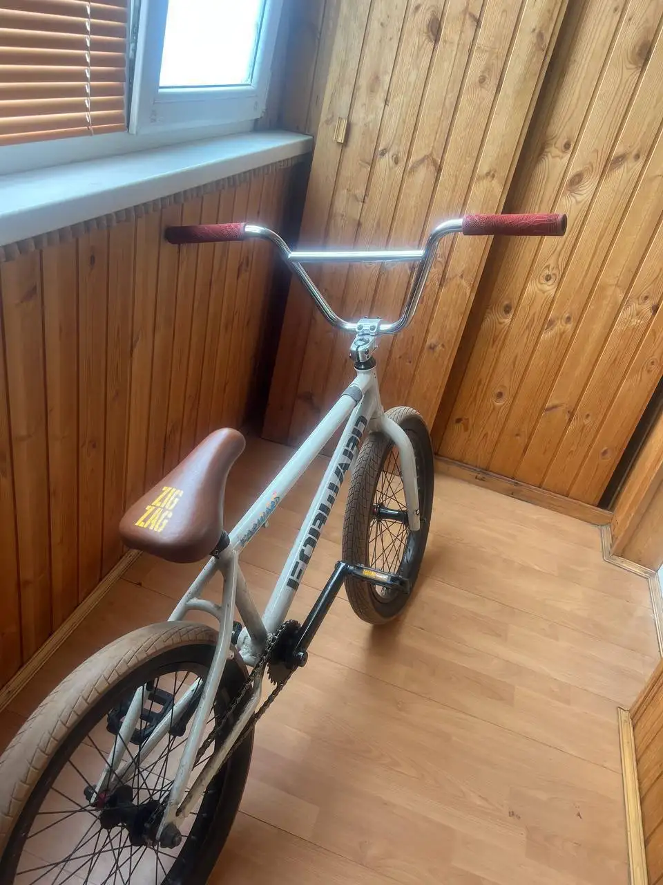 Продажа б/у BMX с 20-дюймовыми колесами - Велоспорт (Хобби и отдых) в Оренбург