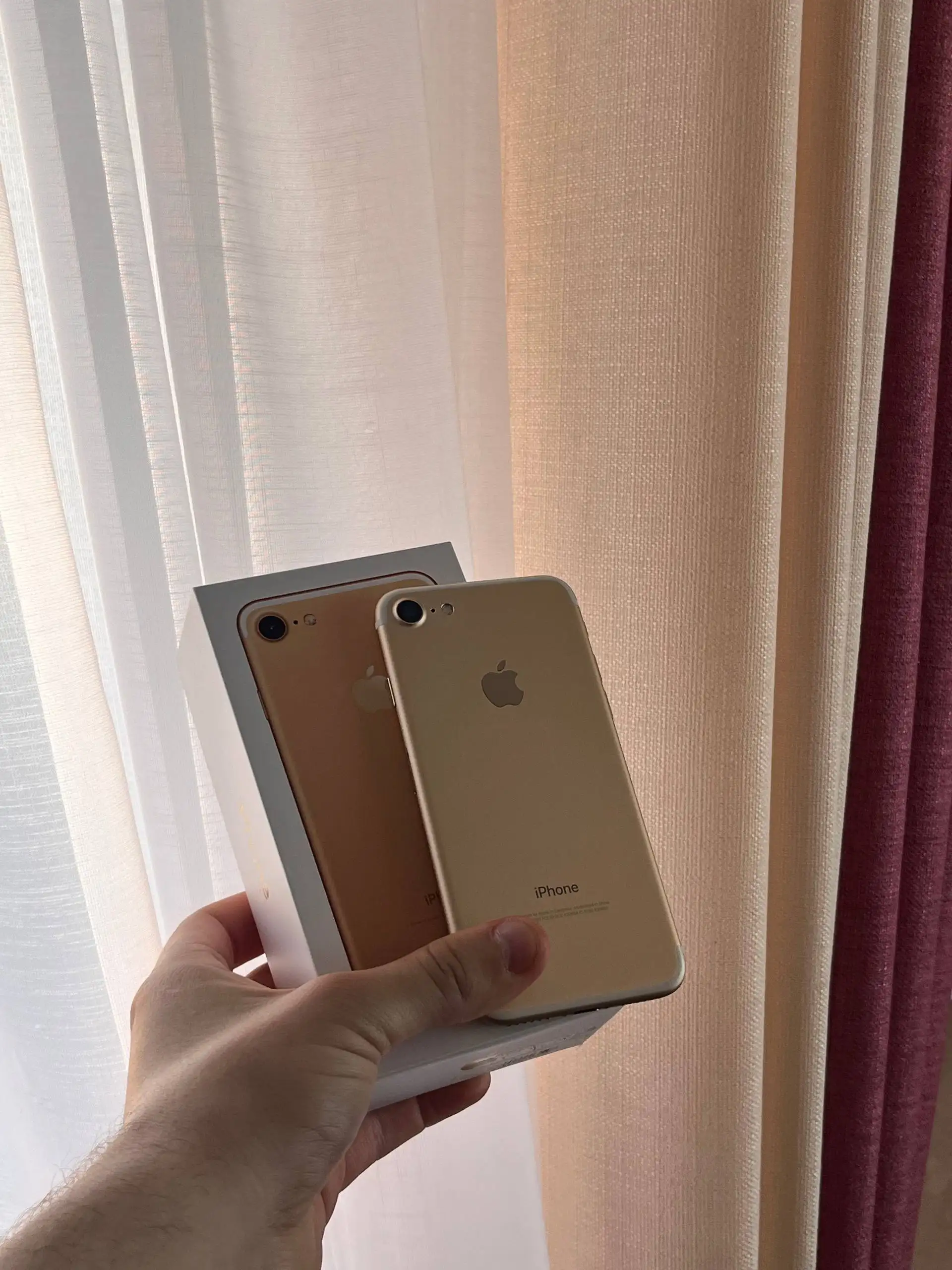 Продам iPhone 7 128GB Gold в отличном состоянии - Смартфоны (Электроника) в Оренбург