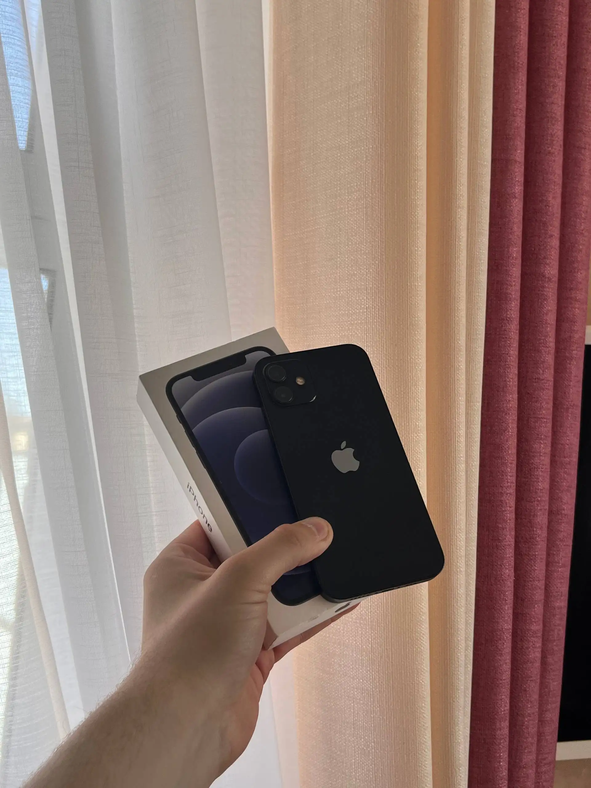 Продам iPhone 12 64 GB Black в отличном состоянии - Смартфоны (Электроника) в Оренбург