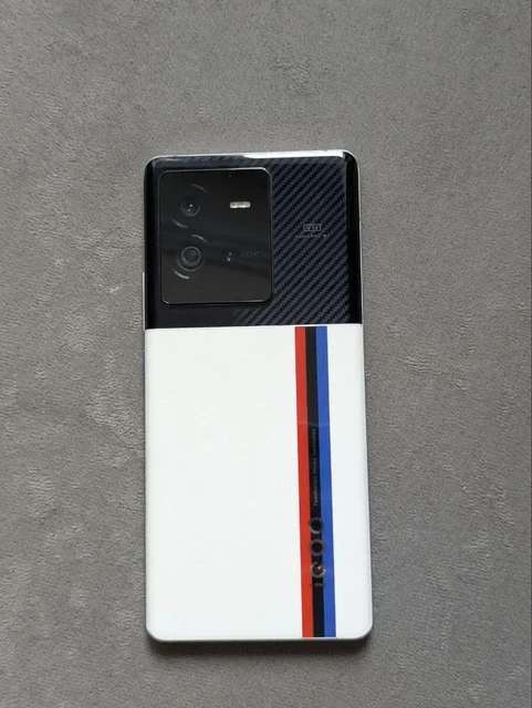 Продам Vivo iQoo 10 Pro 16/256gb - Вейп-устройства в Оренбург