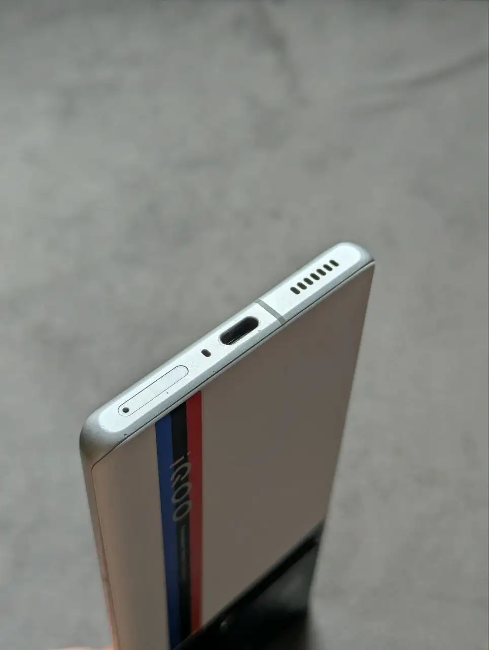 Продам Vivo iQoo 10 Pro 16/256gb - Смартфоны (Электроника) в Оренбург