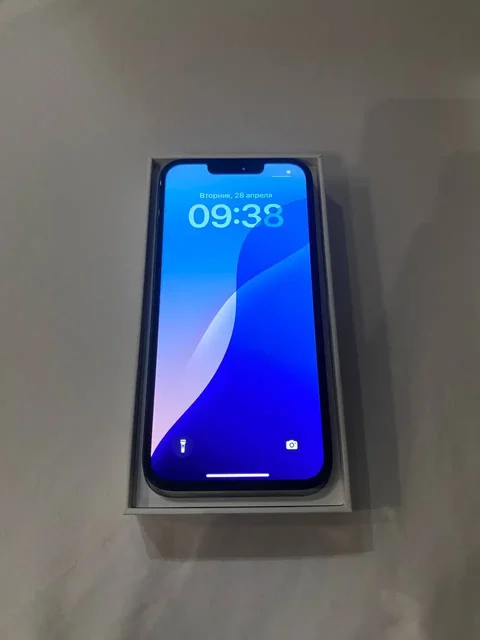 iPhone 13 128 ГБ Синий - Смартфоны и аксессуары в Оренбург