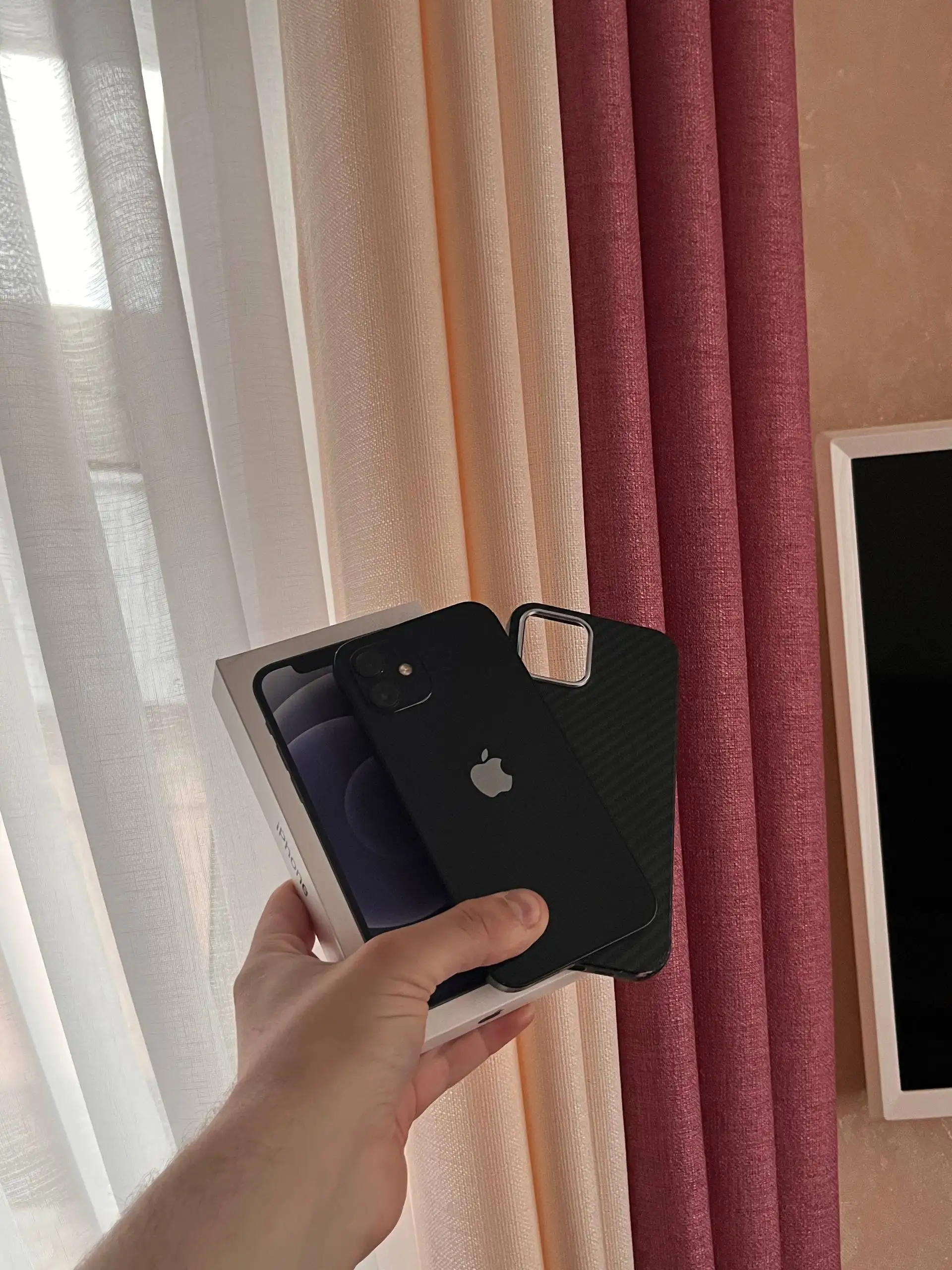 Продам iPhone 12 128GB Black - Мобильные телефоны и аксессуары (Электроника) в Оренбург