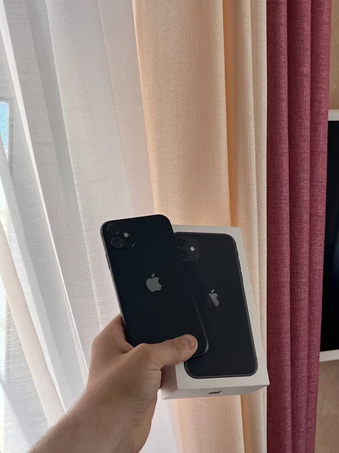 iPhone 11 128GB Black - Крупная бытовая техника в Оренбург