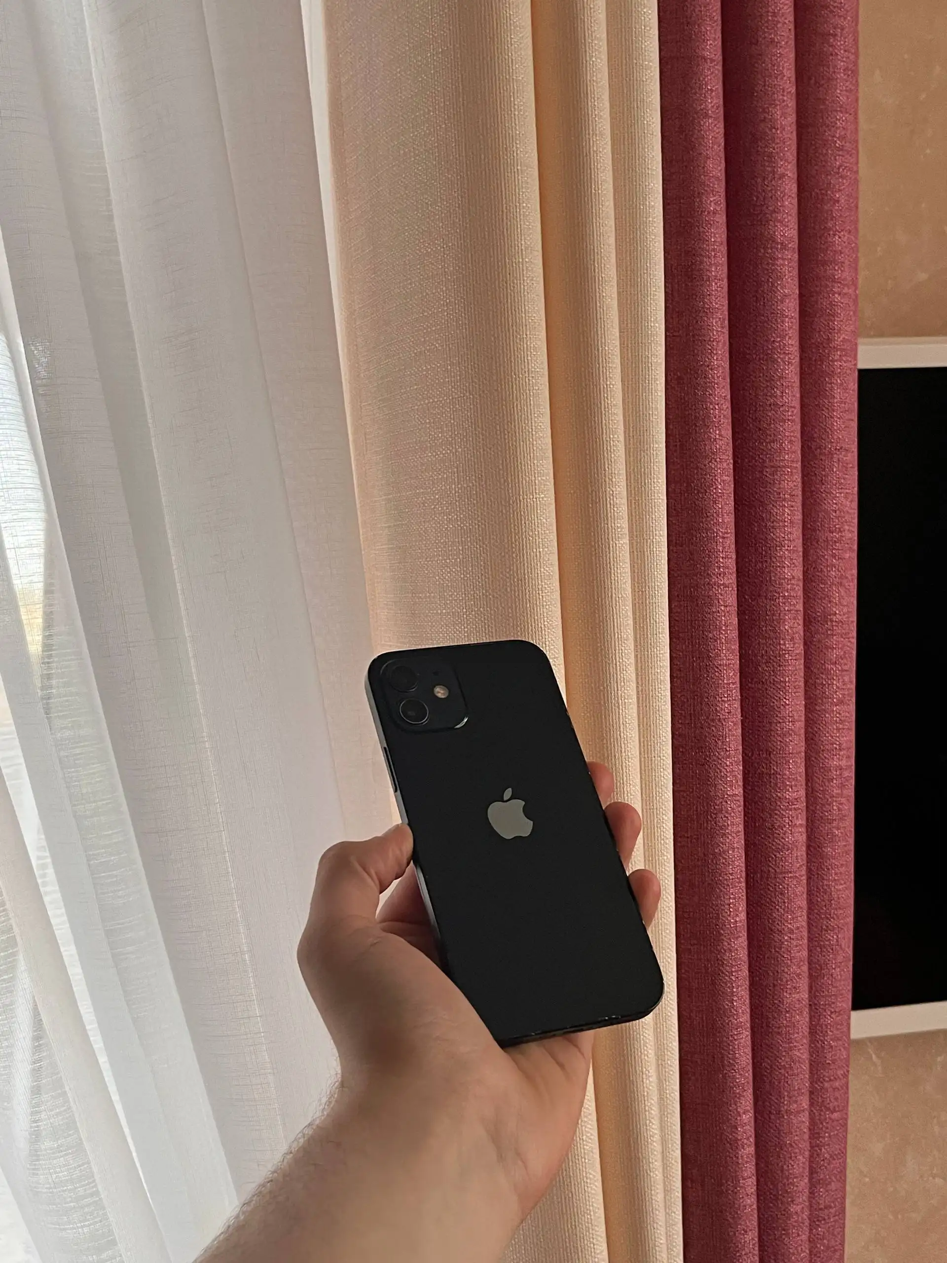 Продам iPhone 12 128GB Black - Смартфоны и гаджеты (Электроника) в Оренбург