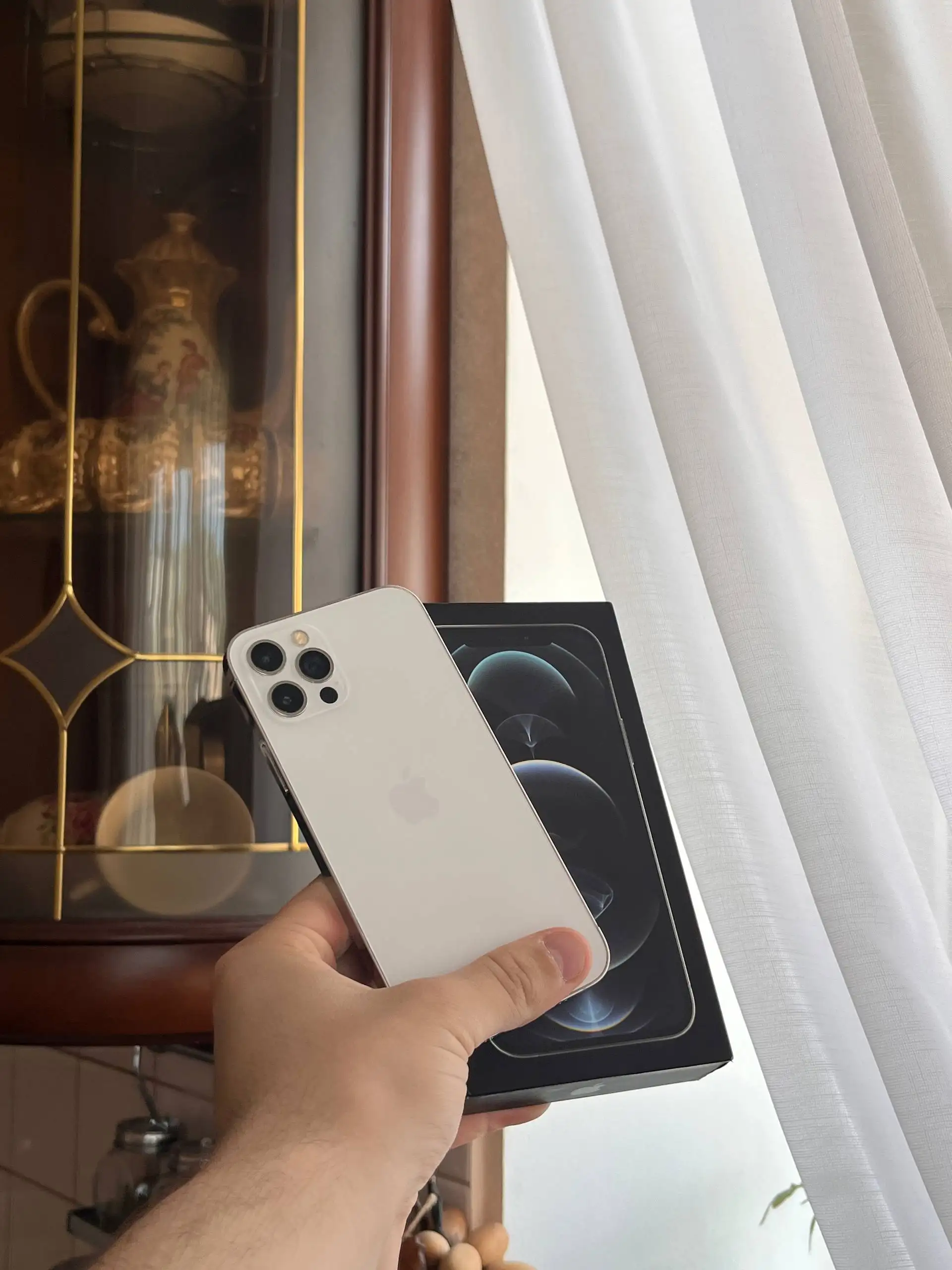 iPhone 12 Pro 256GB Silver - Смартфоны и аксессуары (Электроника) в Оренбург