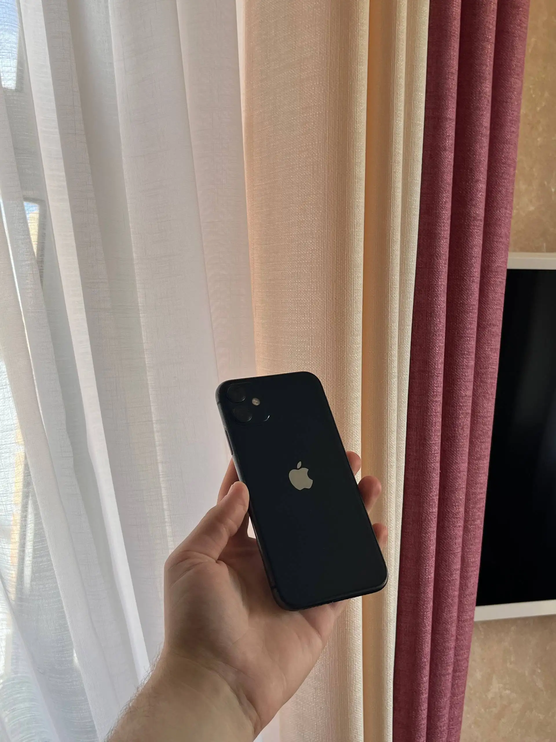 iPhone 11 128GB Black - Смартфоны и телефоны (Электроника) в Оренбург