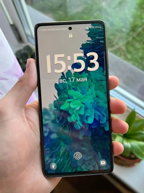 Продам Samsung Galaxy S20 FE 8/256 синий - Крупная бытовая техника в Оренбург